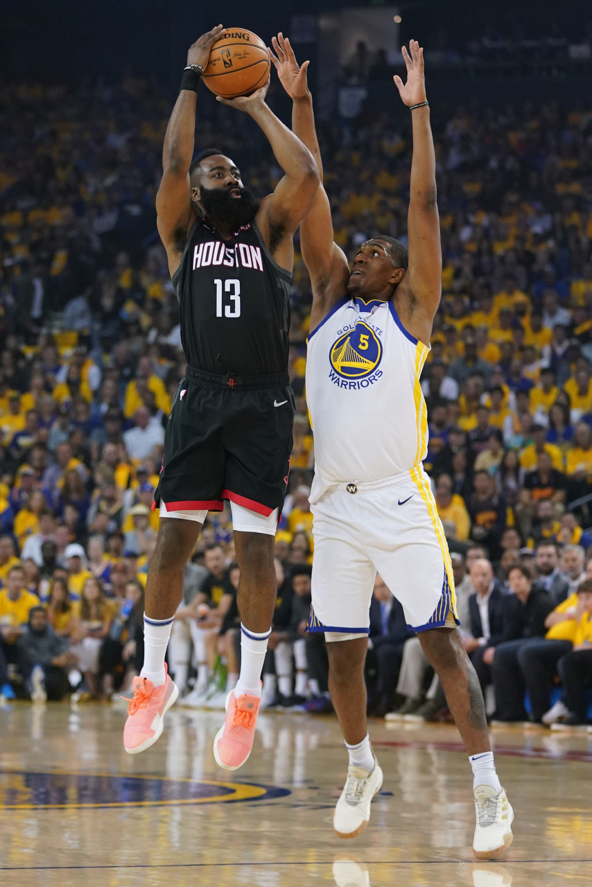 尼克·杨揭秘18西决抢七：哈登过度痴迷三分 保罗缺阵致火箭崩盘